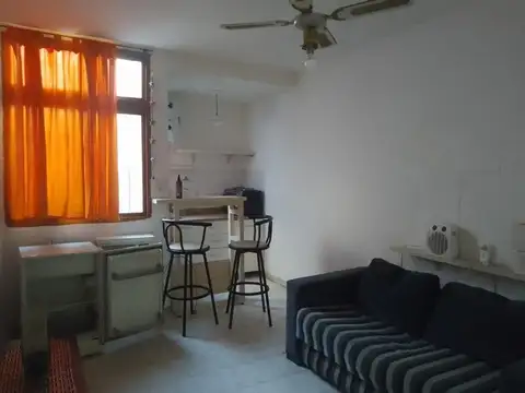 Cochabamba 3500, Piso 1