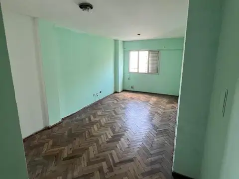 Pellegrini 1300, Piso 9