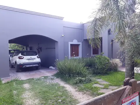 CASA LOTE EN VENTA - LA PLATA