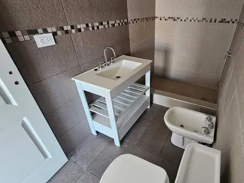 Depto Tipo Casa en Venta 2 años