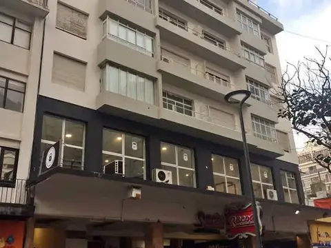 Departamento en venta - 3 dormitorios 2 baños - 90mts2 - Mar Del Plata