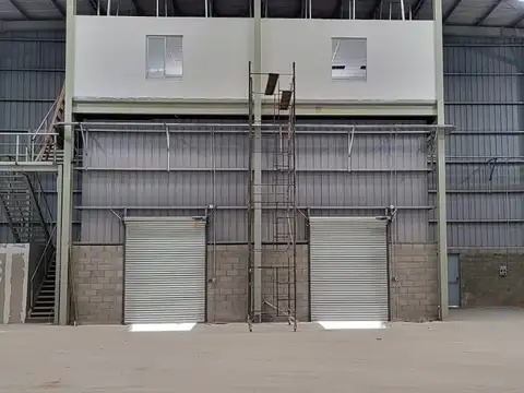 Galpon en Venta 112  mts Fondo