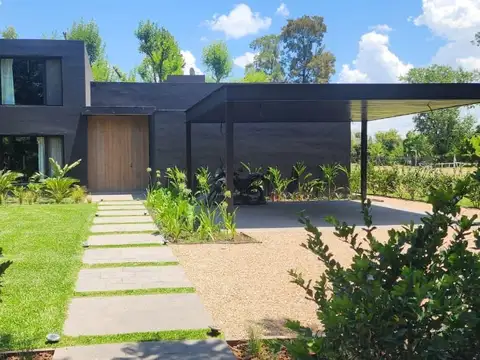 Highland Park C. C. 100