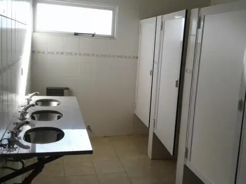 Local en Venta en Bragado, USD 240.000