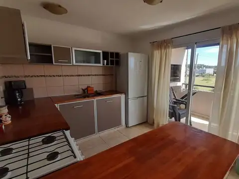 Depto Tipo Casa en Venta con 1 cocheras