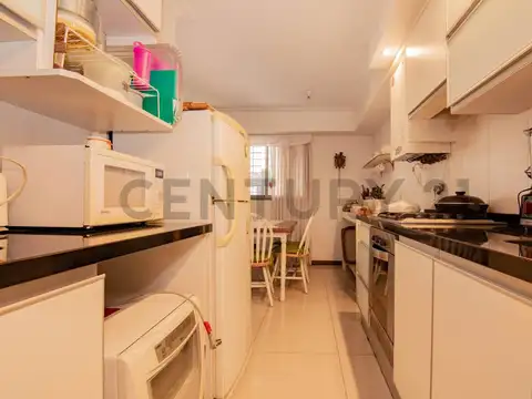 Departamento 3 ambientes con 2 baños
