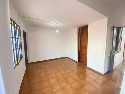Depto Tipo Casa en Alquiler de 2 dormitorios