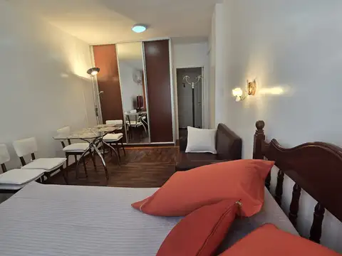 Departamento en Alquiler de Monoambiente
