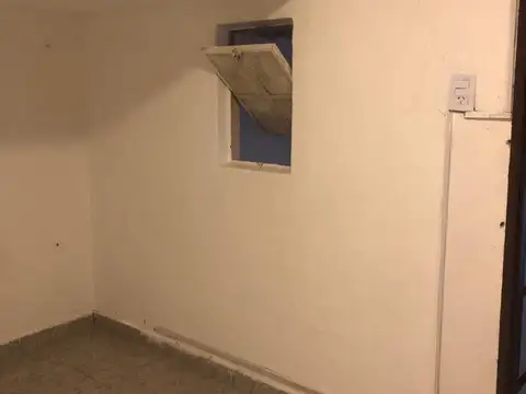 Depto Tipo Casa en Alquiler de 2 ambientes