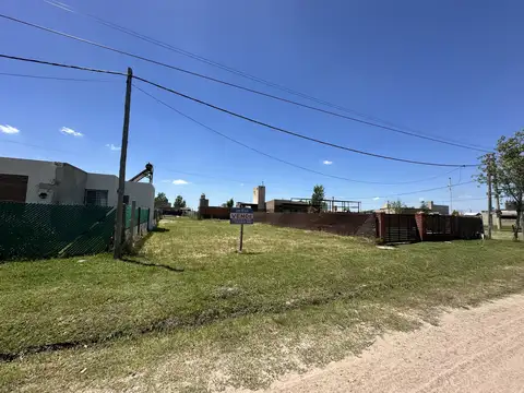 Terreno en Venta 30  mts Fondo