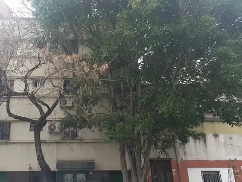 VENTA MONOAMBIENTE EN BALVANERA AL FRENTE A 1 CUADRA DE LA AV. CORDOBA