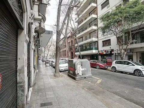 Terreno, Venta, Flores, canje a convenir, a 100mts de la plaza. 1160m2 vendibles, frente simple 8.66