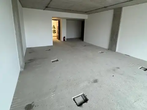 Oficina en Alquiler al Norte