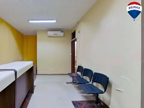 OFICINA 53,50 m² - BAÑO PROPIO Y COCINA