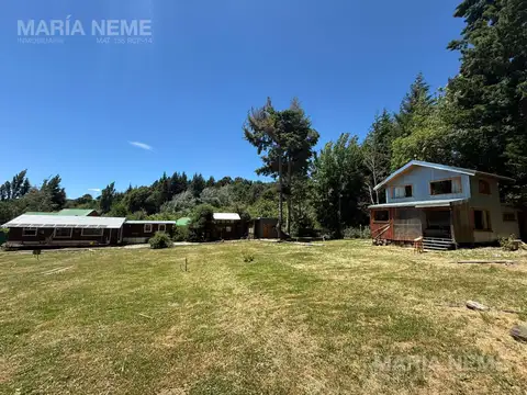 Casa más departamento en Antiguo camino llao llao y Combera