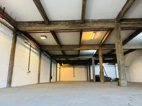 CARLOS RAMIREZ  al 2200