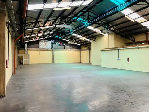 CARLOS RAMIREZ  al 2200