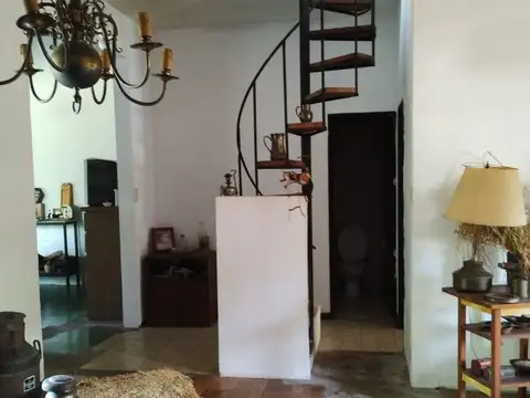 418 entre 135 y 136 3400