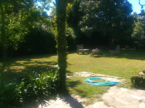 Casa 6 ambientes con 1 baño