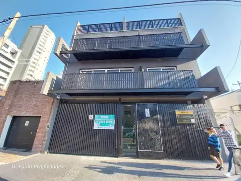 amplio monoambiente centrico