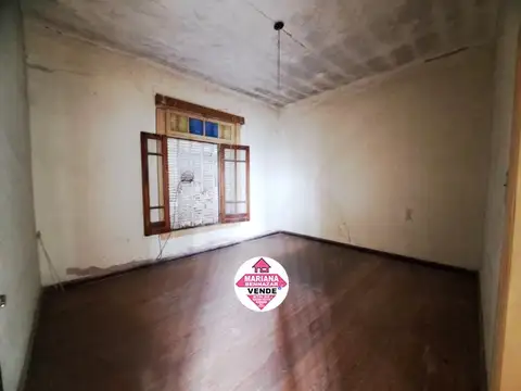 Casa 4 ambientes con 1 baño