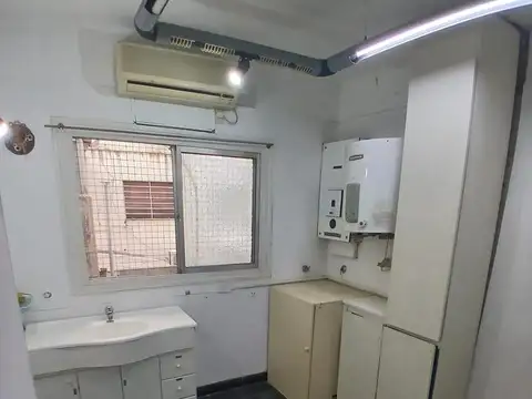 BELGRANO: CONSULTORIO/OFICINA A S/AV. MONROE, A 1 CUADRA AV.CABILDO Y METROBUS