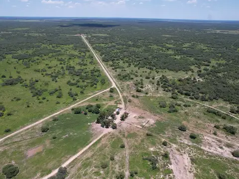 Campo en Venta con Alambrado