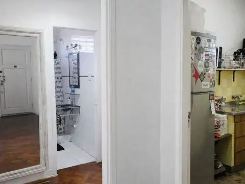 Departamento en Venta en Chacarita, USD 82.000