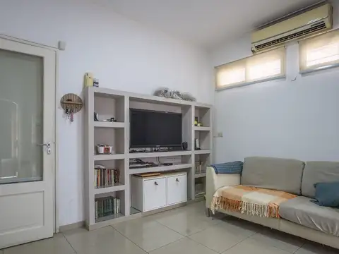 Casa en Venta en Barrio Matheu, USD 88.000