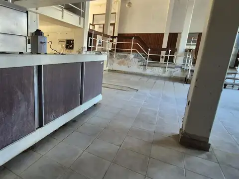 Almirante Brown e/ Francisco de las Carreras y Lebensohn