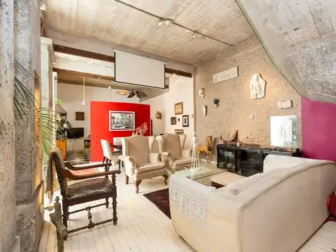 Depto Tipo Casa en Venta 46 años