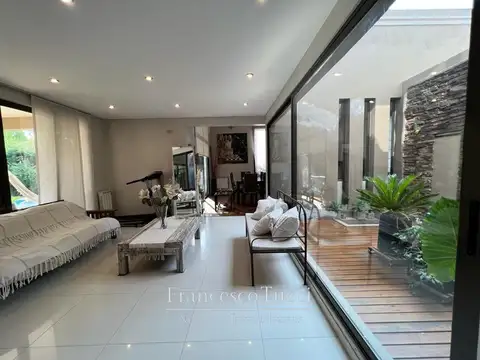 Casa en Venta en Campos De Alvarez, USD 515.000