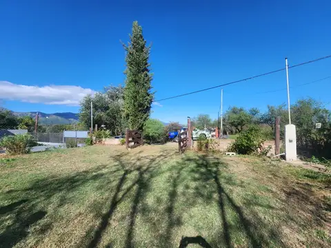 Casa 2 ambientes con 1 baño