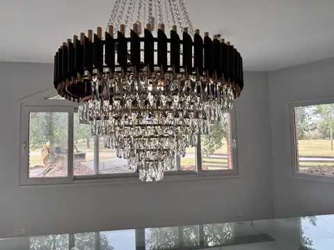 Casa en Venta en La Plata [Cod: 666]