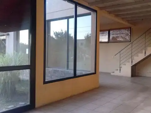 Avenida V. Fair 1400