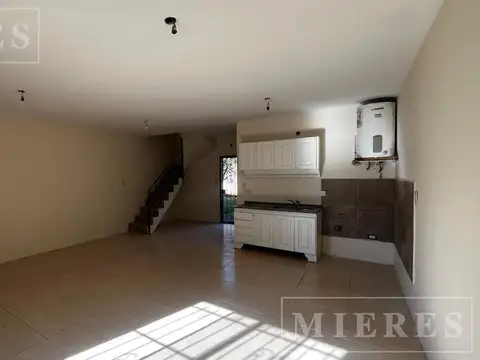 Depto Tipo Casa en Venta de 2 dormitorios