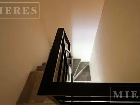 Depto Tipo Casa en Venta 2 años