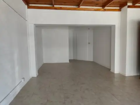 Local en Alquiler en Castelar Sur, $ 800.000