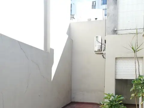 Departamento 3 ambientes con gran patio