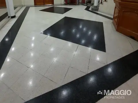 Local en Venta en Ramos Mejia Sur, USD 800.000