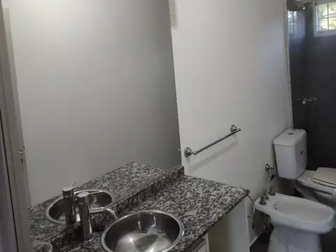 FISHERTON. AV Las carretas ( ex Urquiza) 8000