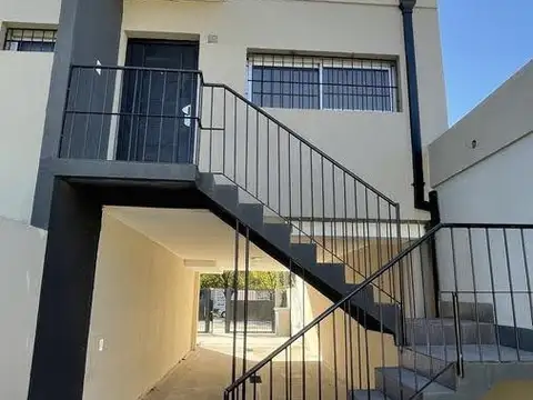 CAMINO LAS CARRETAS 8100, Piso 1