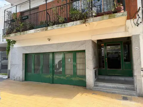 DPTO 3/4 AMB CON DEPENDENCIA - JARDIN Y COCHERA- OLIVOS