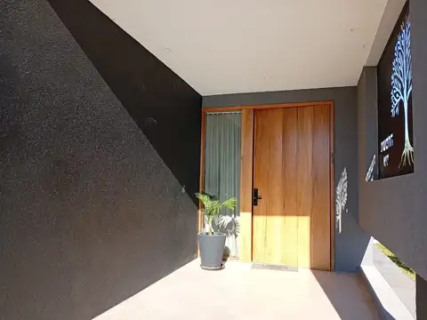 Casa en Alquiler de 4 dormitorios