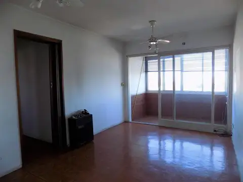 Departamento 3 ambientes en Villa Real (Curuzu Cuatia al 2400)