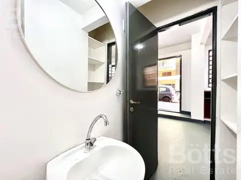 Local en Venta 40 años