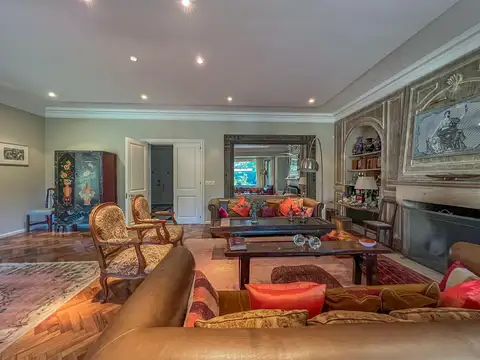 Casa  en Venta en Libertador / Rio, Martínez, San Isidro