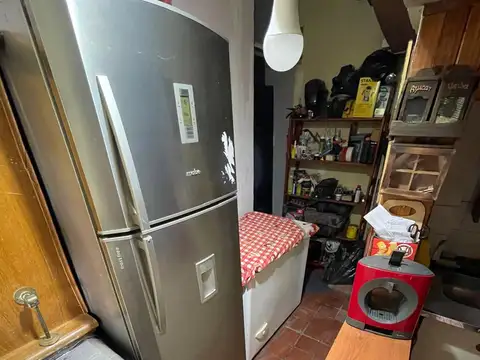 VENTA CASA Y 3 DEPARTAMENTOS, LAFERRERE, EXCELENTE INVERSOR