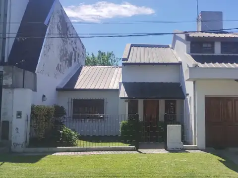 Casa en venta en Ringuelet