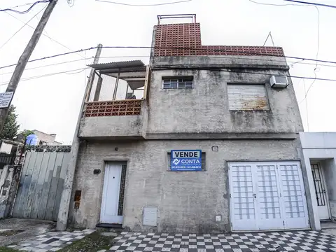 CASA EN DOS PLANTA EN PROPIEDAD HORIZONTAL